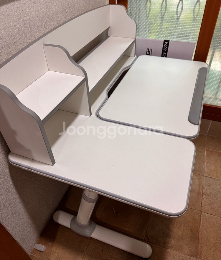 루나랩키즈 바른자세 책상--2