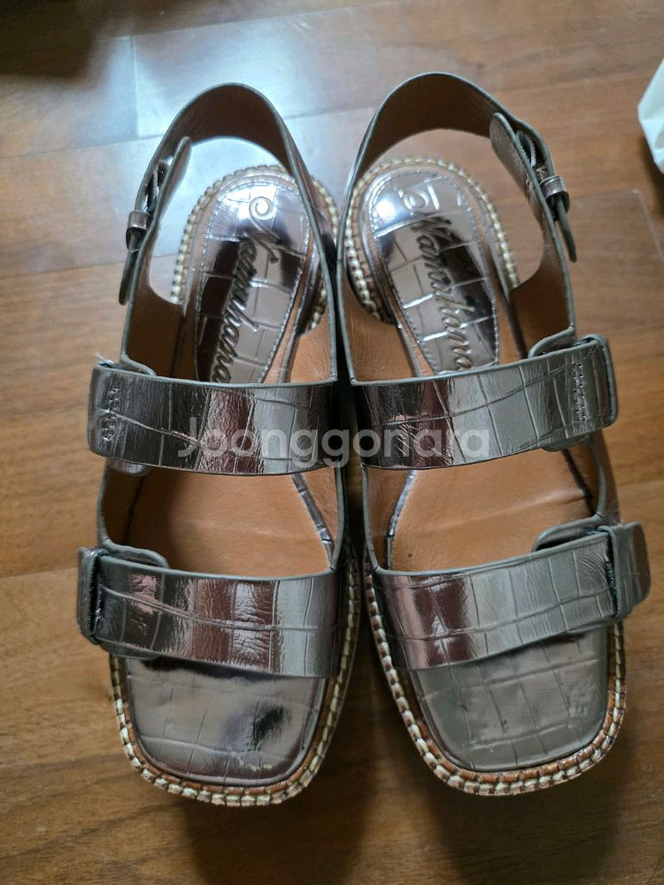 나무하나 통굽샌들 230--0