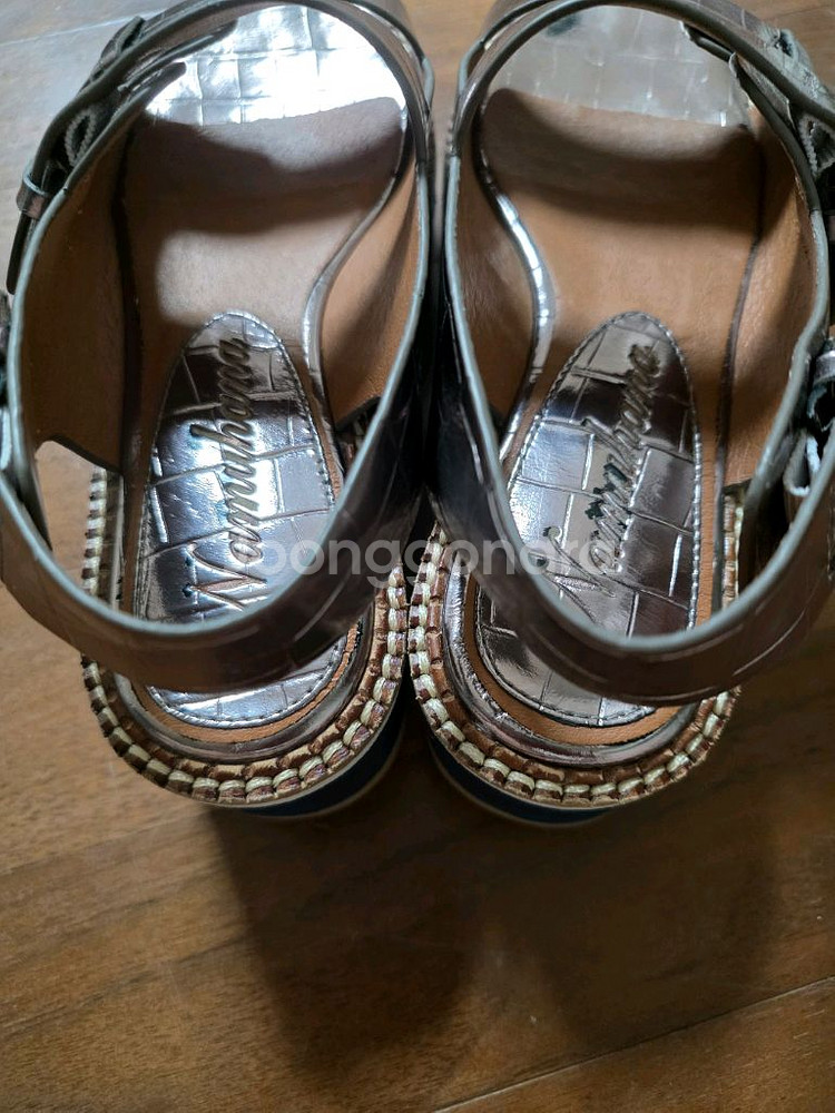 나무하나 통굽샌들 230--4