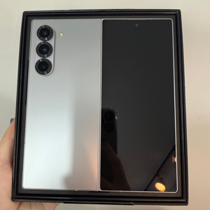 자급제/S급)갤럭시Z폴드6 256GB 실버 104480