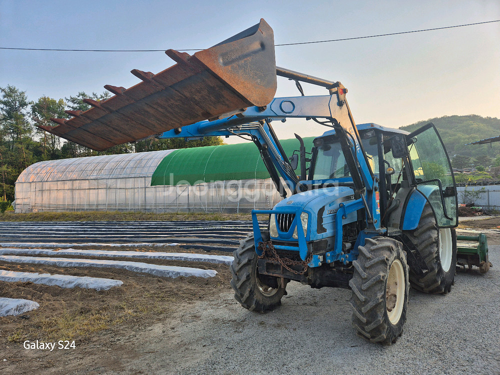 LS L7030 (85마력) 트랙터 충북 팝니다.--1
