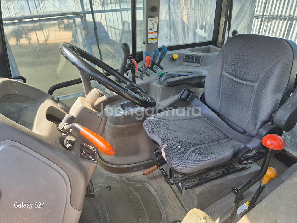 LS L7030 (85마력) 트랙터 충북 팝니다.--7