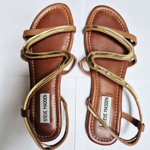 STEVE MADDEN BADEN 골드 플랫 샌들