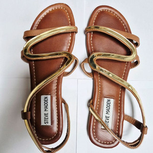 STEVE MADDEN BADEN 골드 플랫 샌들