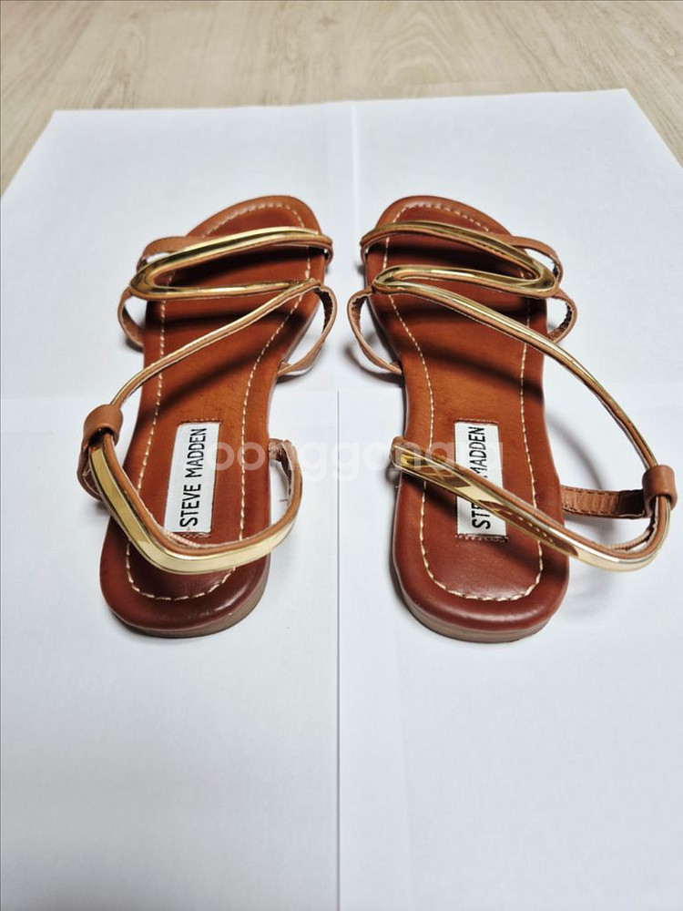 STEVE MADDEN BADEN 골드 플랫 샌들240--3