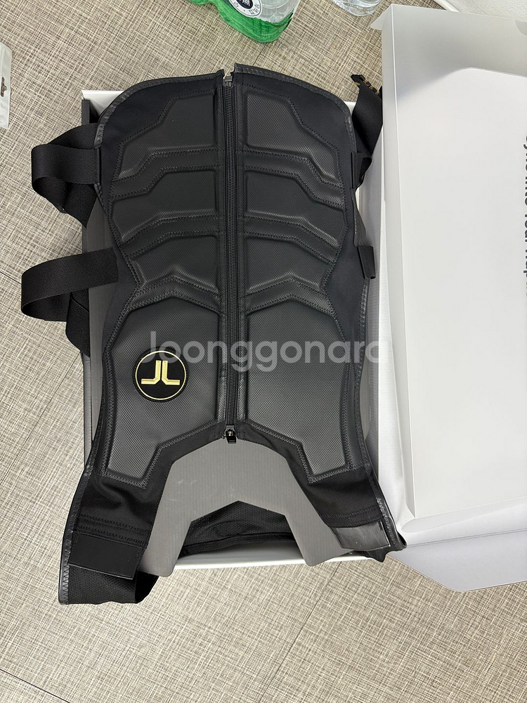 비햅틱 촉각슈트 X40 bHapitics VR--1