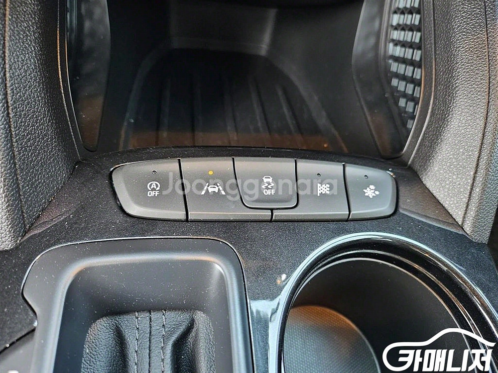 [쉐보레]트레일블레이저 2WD 1.3 터보 가솔린 프리--9