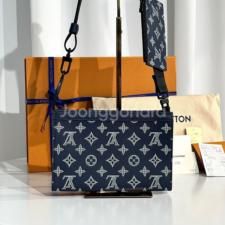 25SS 루이비통 모노그램 쉐도우 가스통 크로스백--2