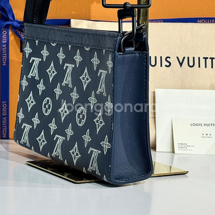 25SS 루이비통 모노그램 쉐도우 가스통 크로스백--8