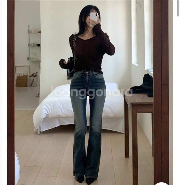 [새 옷] 딥 브러쉬 롱 부츠컷 데님 팬츠--0