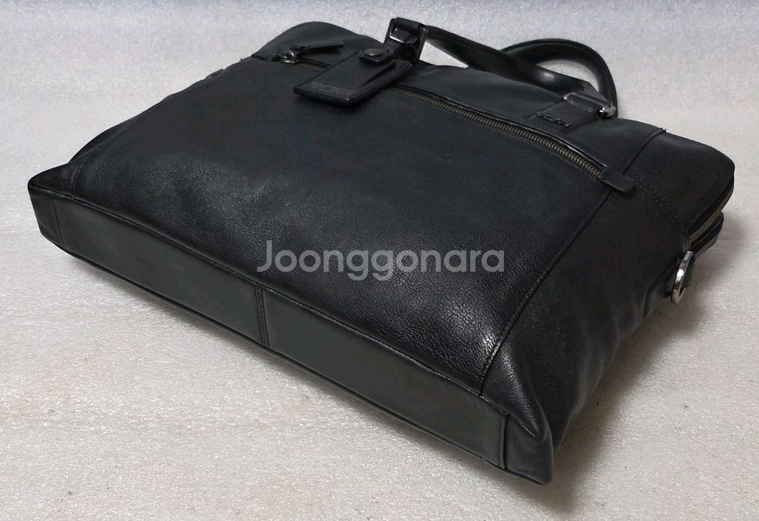 투미 비콘 힐 브랜치 슬림 랩탑 레더 브리프 68516--4