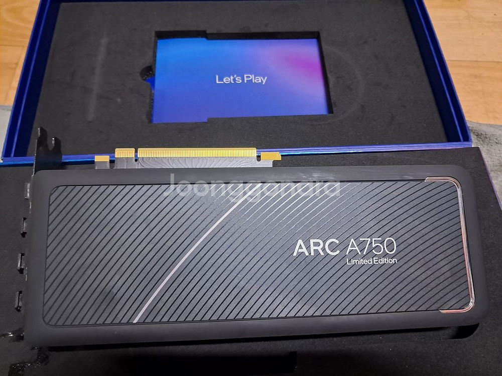 인텔 Arc A750 Limited EdiON--2