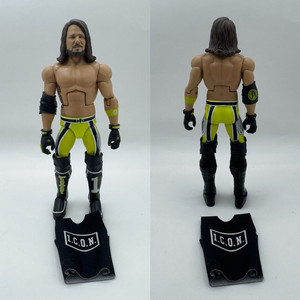 wwe 피규어 판매합니다.