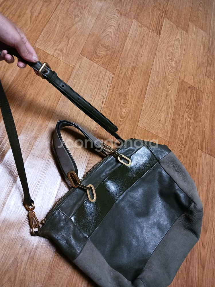 마크제이콥스 가죽 크로스 토드--0