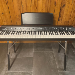 코르그 Korg SV-1 SV1 88 건반 팝니다.