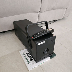 LG 시네빔 HU80KA 빔프로젝터