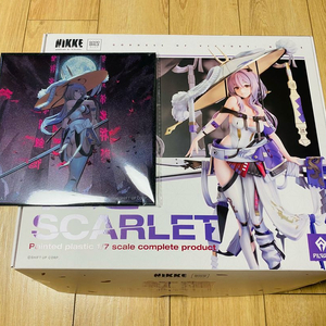 굿스마일 특전 포함 니케 홍련 피규어 팝니다
