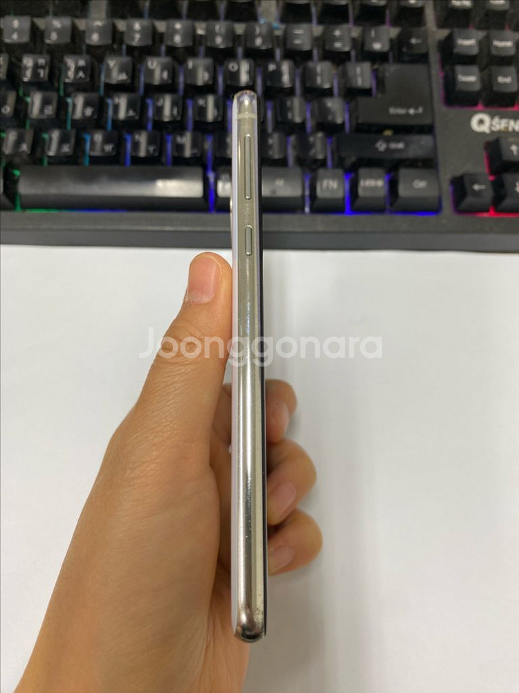 SK 갤럭시S10E 화이트 액정SS급 128G 무잔상--4