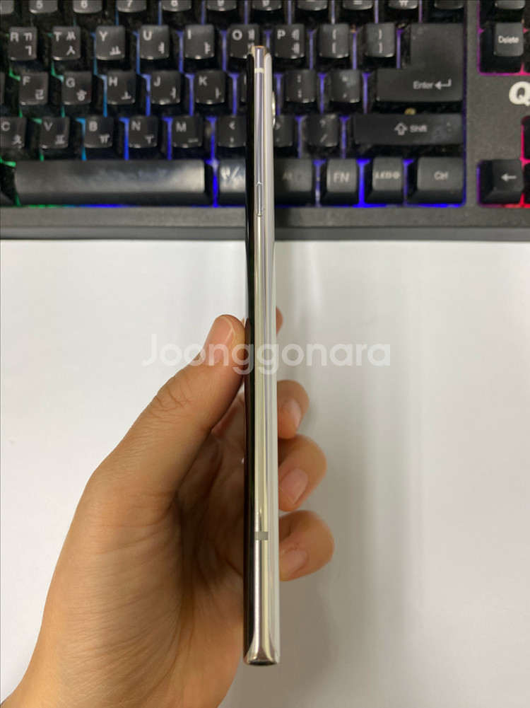LG벨벳 화이트 AA급 128GB 무잔상 자녀폰--5