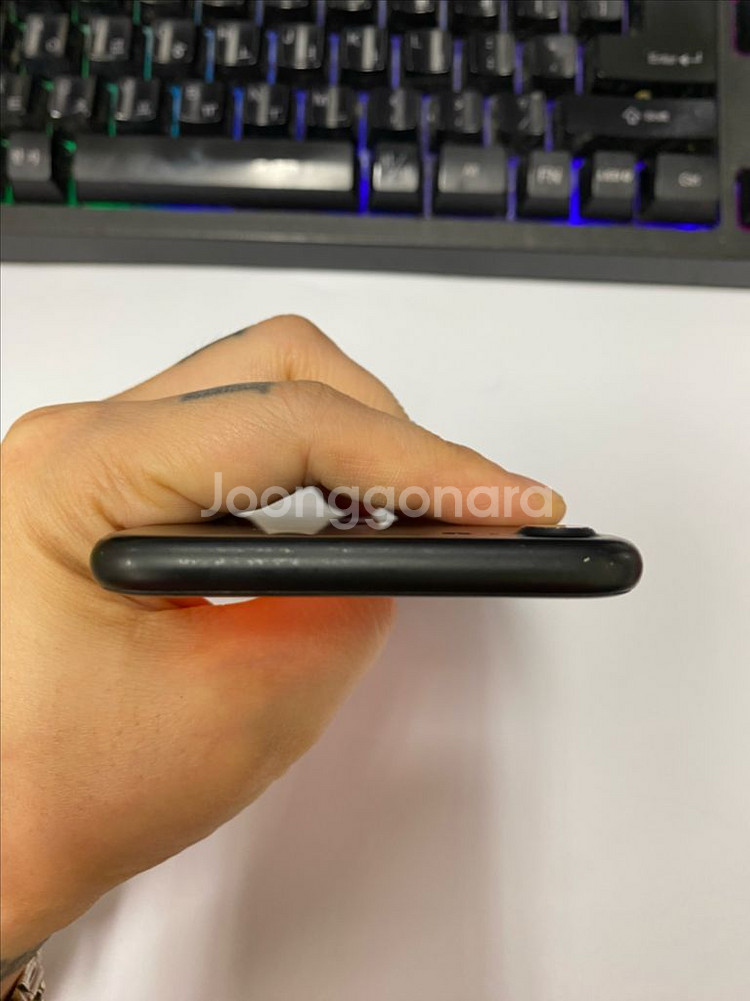 아이폰7 매트블랙 A급 128GB 배터리90%--3