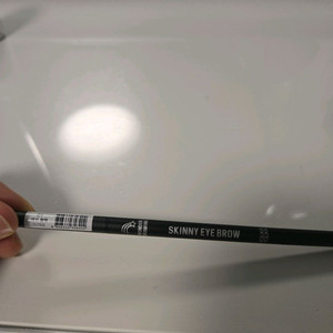 홀리카홀리카 스키니 아이브로우 블랙 원더드로잉