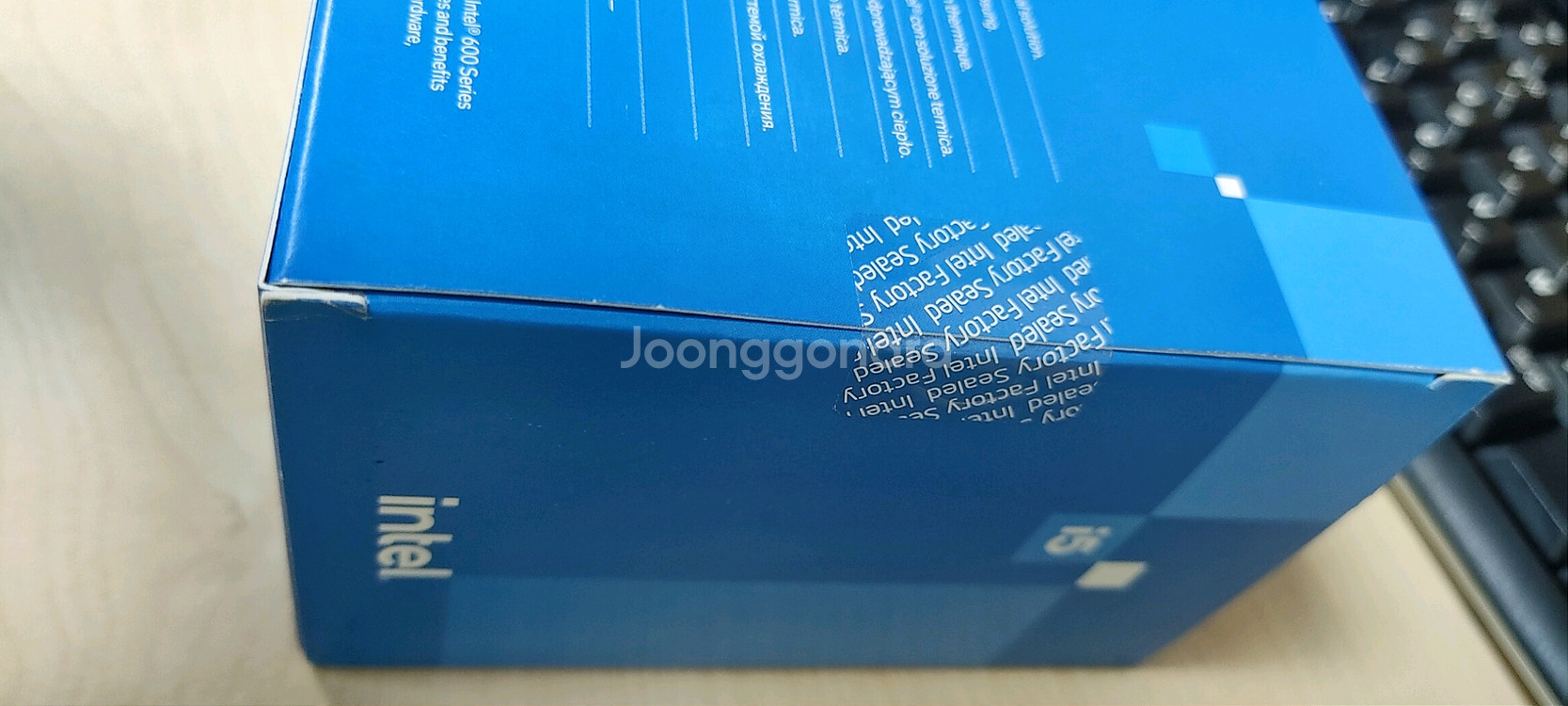 인텔 12세대 I5 12400F 정품 미개봉 택포--1