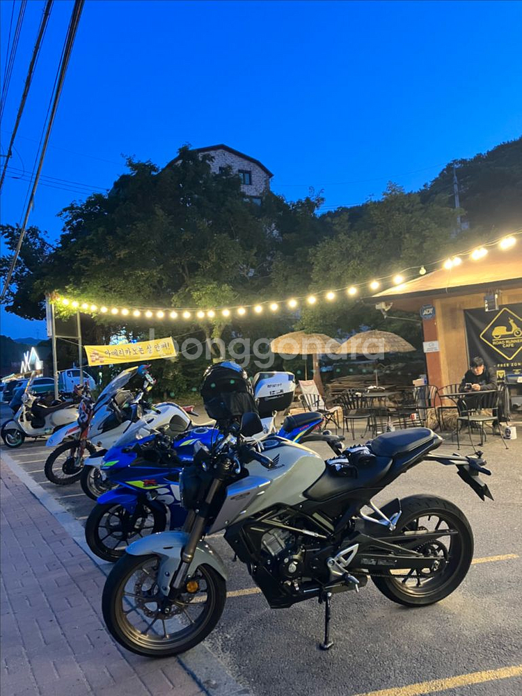 혼다 cb125r 21년식 무사고--2