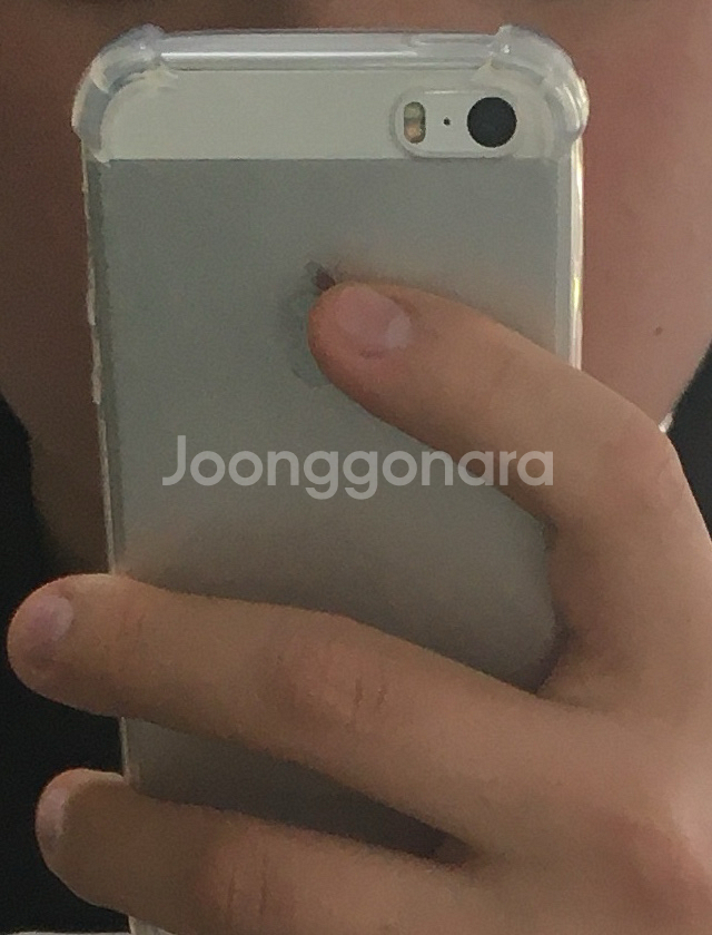 아이폰se1--0
