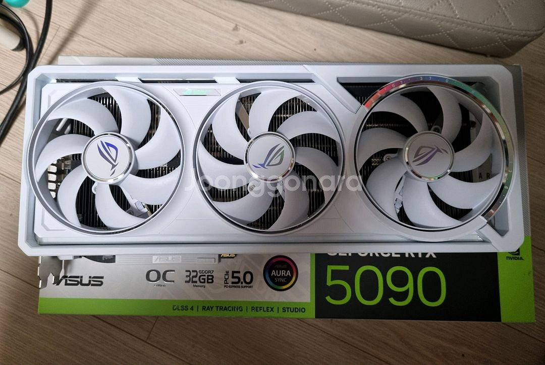 asus rtx 5090 아스트랄 화이트--0