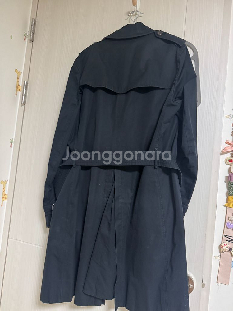 버버리 샌드링엄 헤리티지 롱 트렌치코트--4