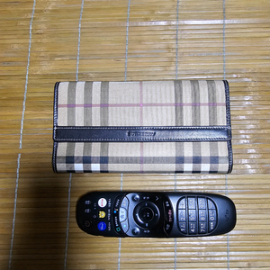 버버리 장지갑