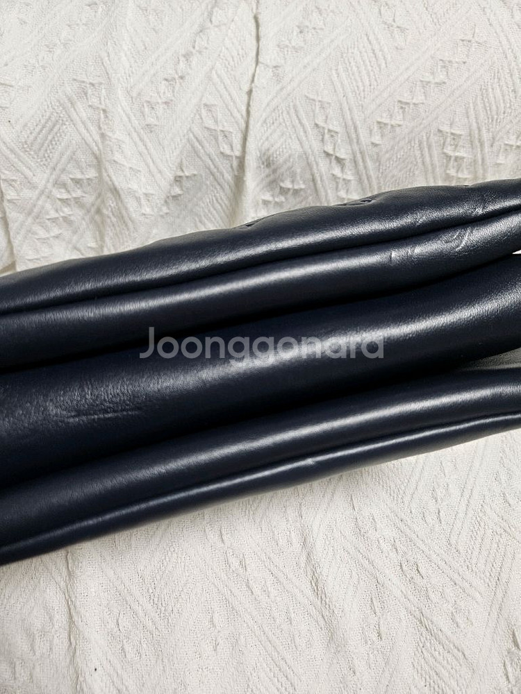 (정품)루이비통 쿠상 모노그램 pm 네이비--5