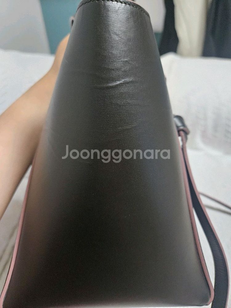 (정품)셀린느 블랙 벨트백 미니--1