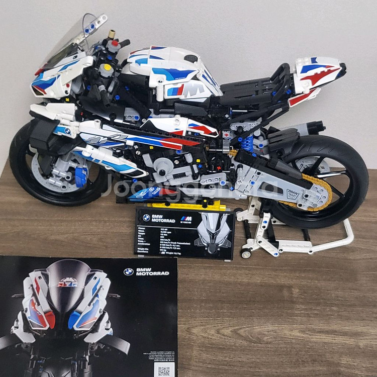 레고 테크닉 42130 BMW 입니다--0