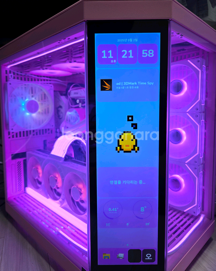 라이젠 9800x3d rtx5080 y70 어항본체--2