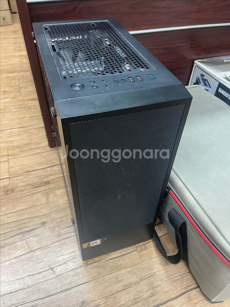 제온 E5 2678 /RAM 48GB/GTX1070본체--0