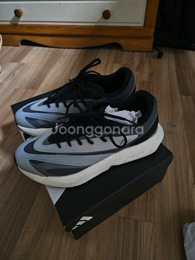 아디다스 러닝화 265--0