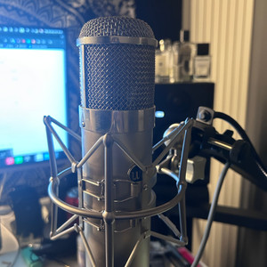 Warm Audio WA-47 콘덴서 마이크