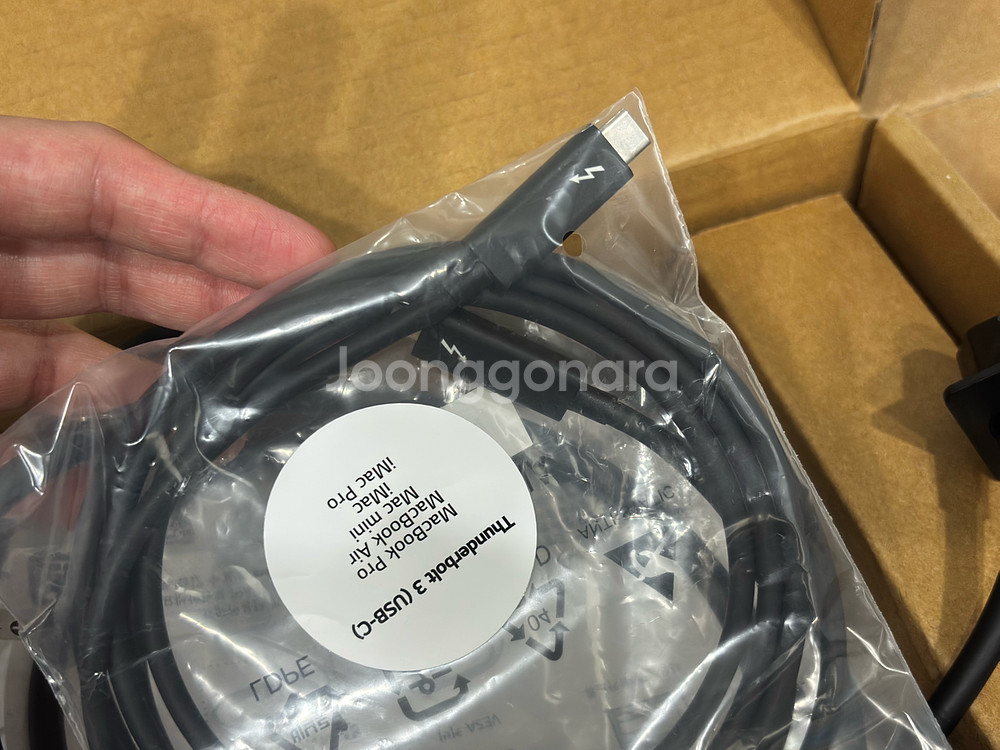 LG 울트라파인 5k 27인치--3