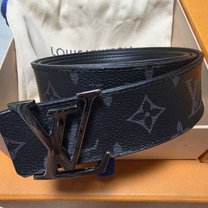 루이비통 모노그램 벨트 M9043