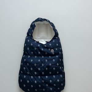 몽클레어 아기 겉싸개