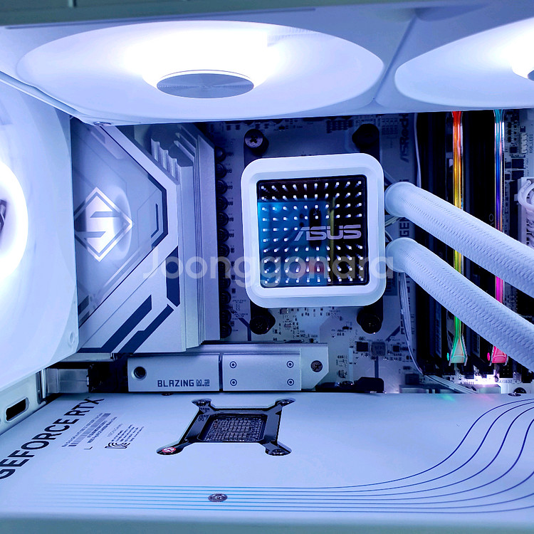 화이트고사양컴퓨터 9800X3D RTX5080--0