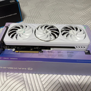 Intel Arc B580 판매합니다.