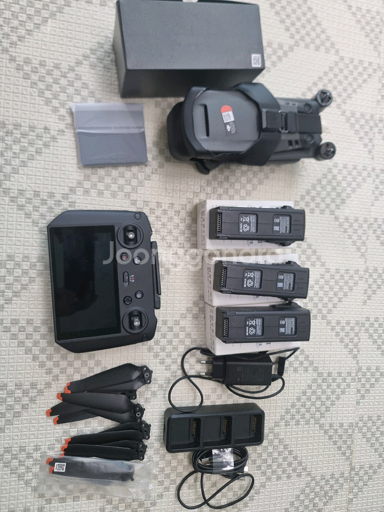 DJI Mavic 3 드론 풀세트 판매합니다.--0