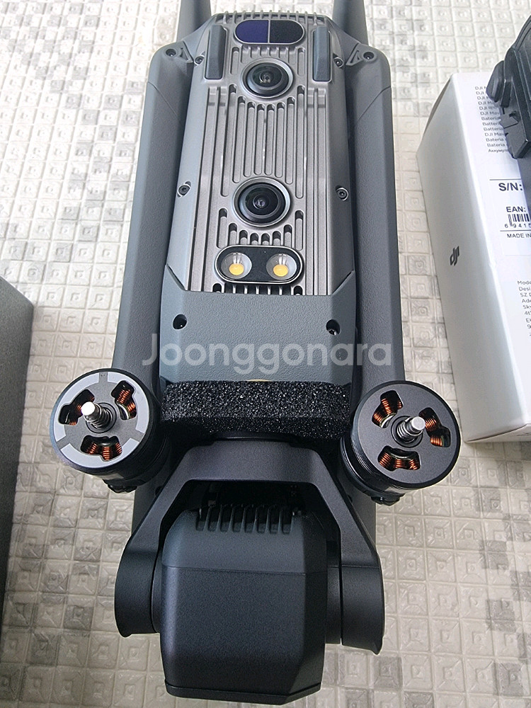 DJI Mavic 3 드론 풀세트 판매합니다.--1
