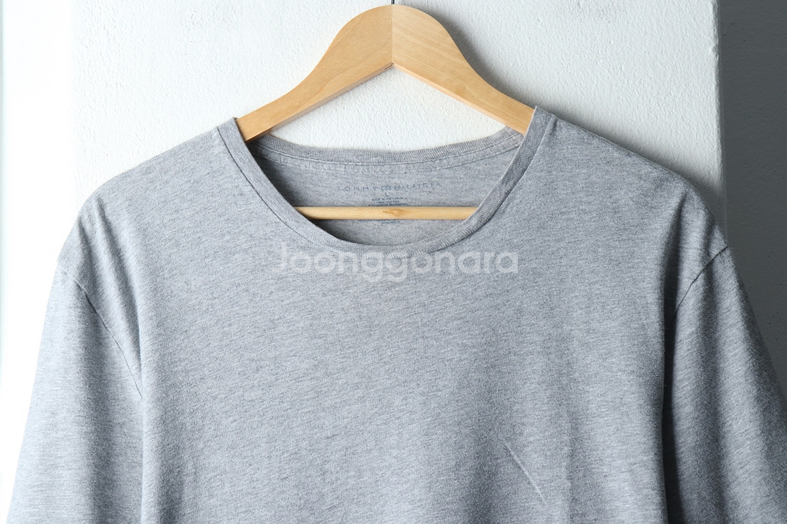 (L-XL) 타미힐피거 반팔 티셔츠 그레이 기본--2