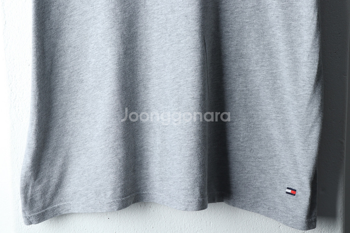 (L-XL) 타미힐피거 반팔 티셔츠 그레이 기본--3