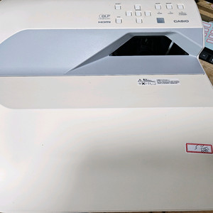 극단초점 13cm 60인치 빔프로젝터 LED 레이저