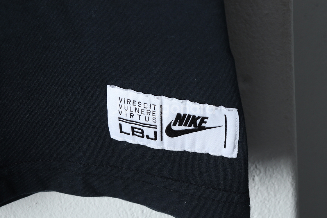 (L-XL) 나이키 반팔 티셔츠 르브론제임스 한정판--4