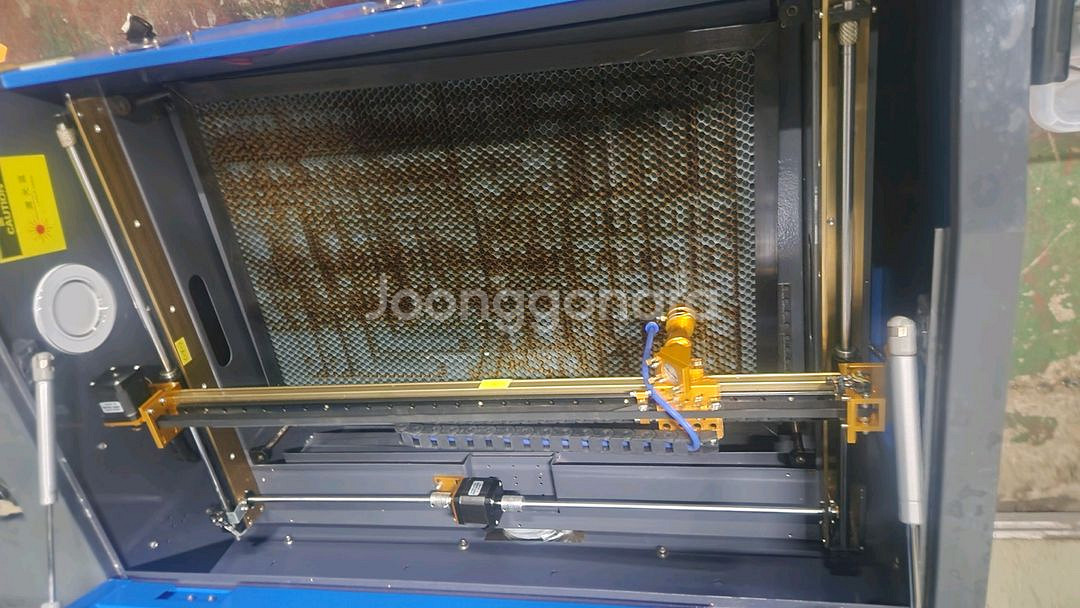 레이저 조각기 마킹기 코리아트 E6040 60W 레이져--2